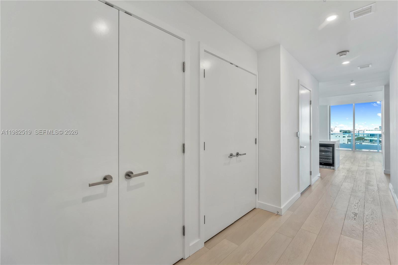 9201 E Bay Harbor Drive 804 Property Photo 12