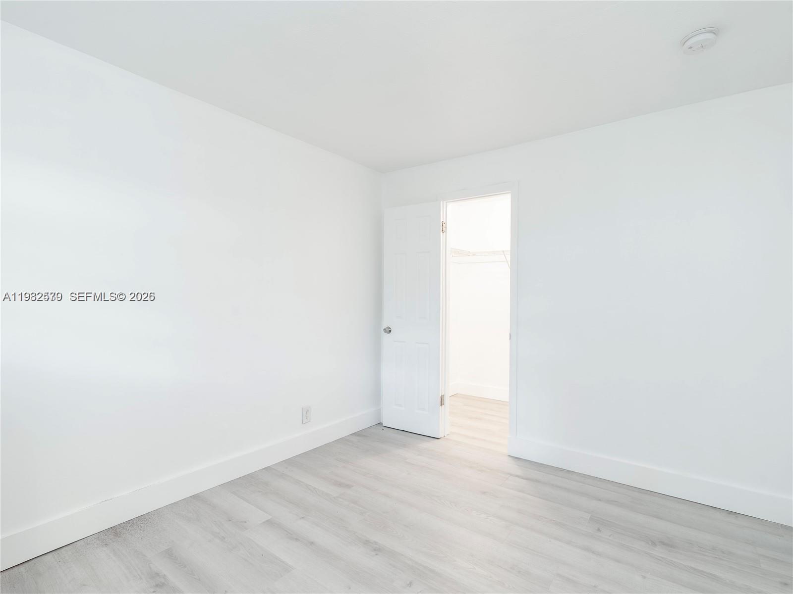 2020 Miami Road B Property Photo 7