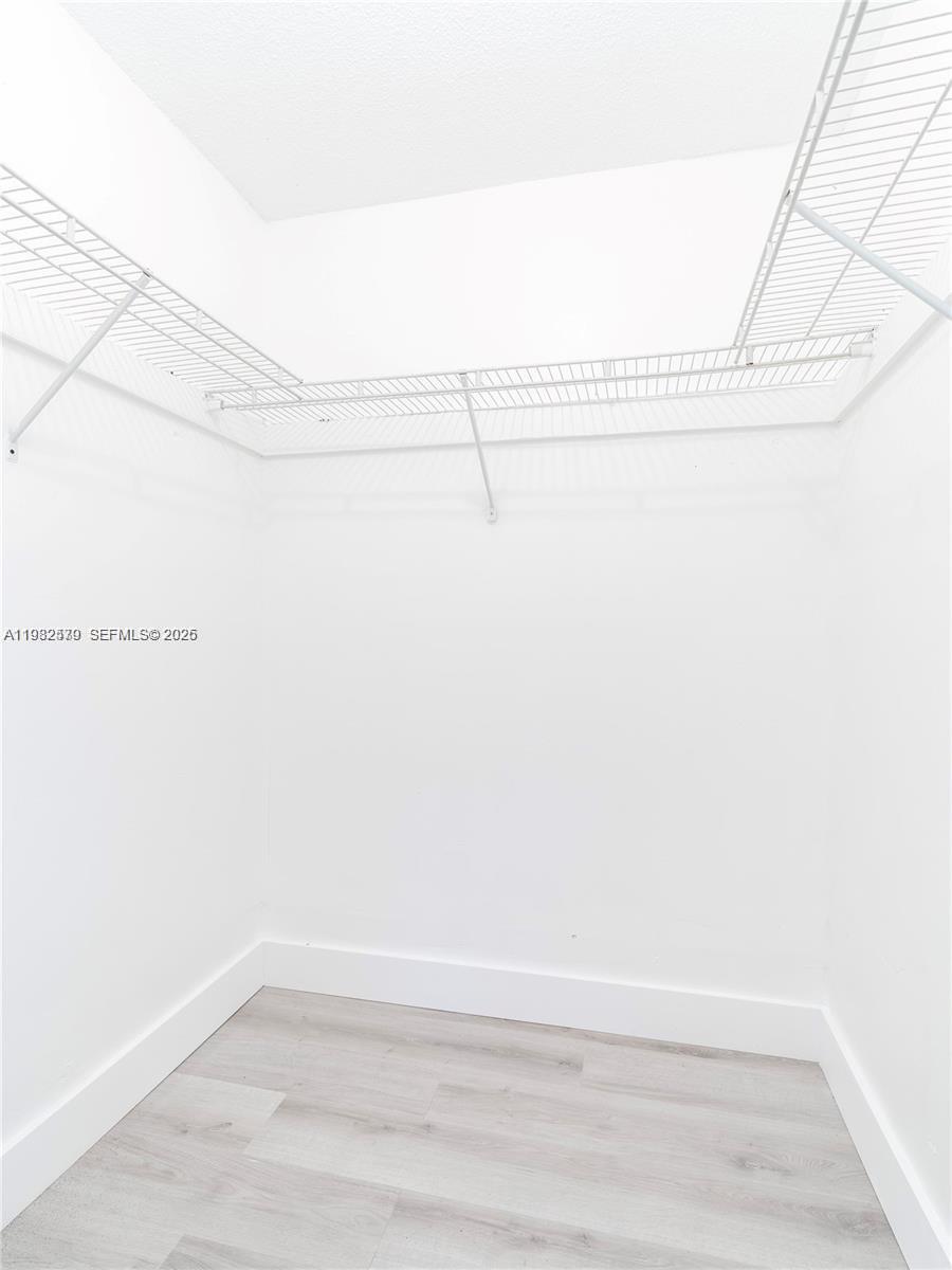 2020 Miami Road B Property Photo 8