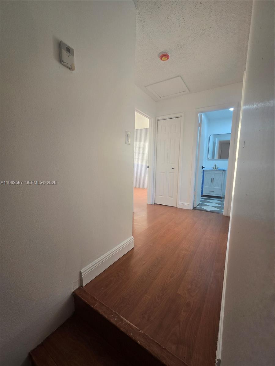 A11982697 Property Photo 13