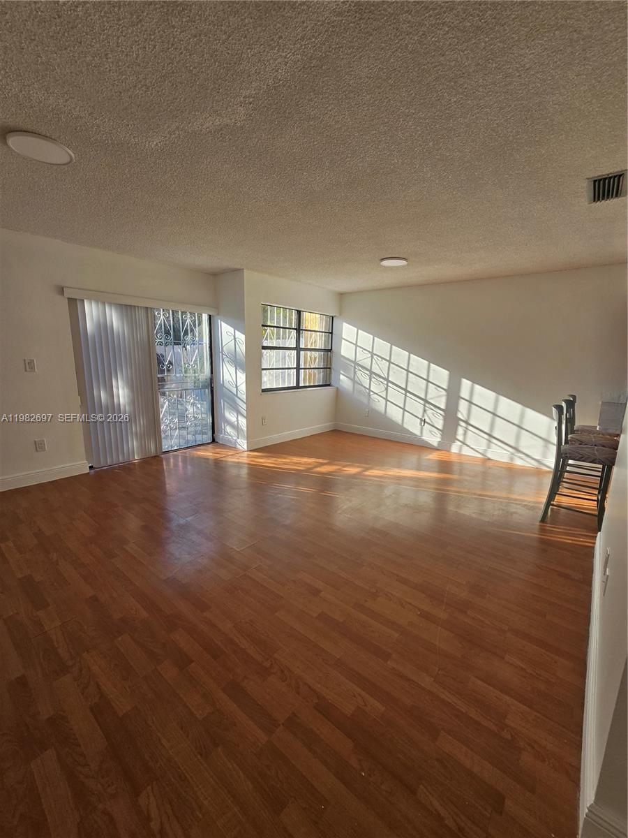 A11982697 Property Photo 21