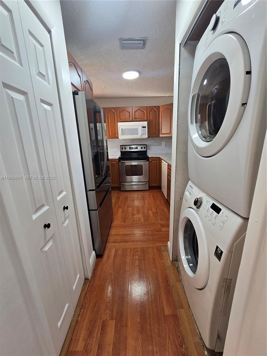 A11982697 Property Photo 25