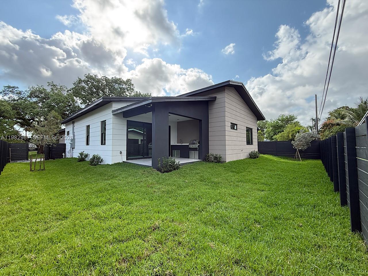 1603 Sw 30th Avenue Property Photo 42