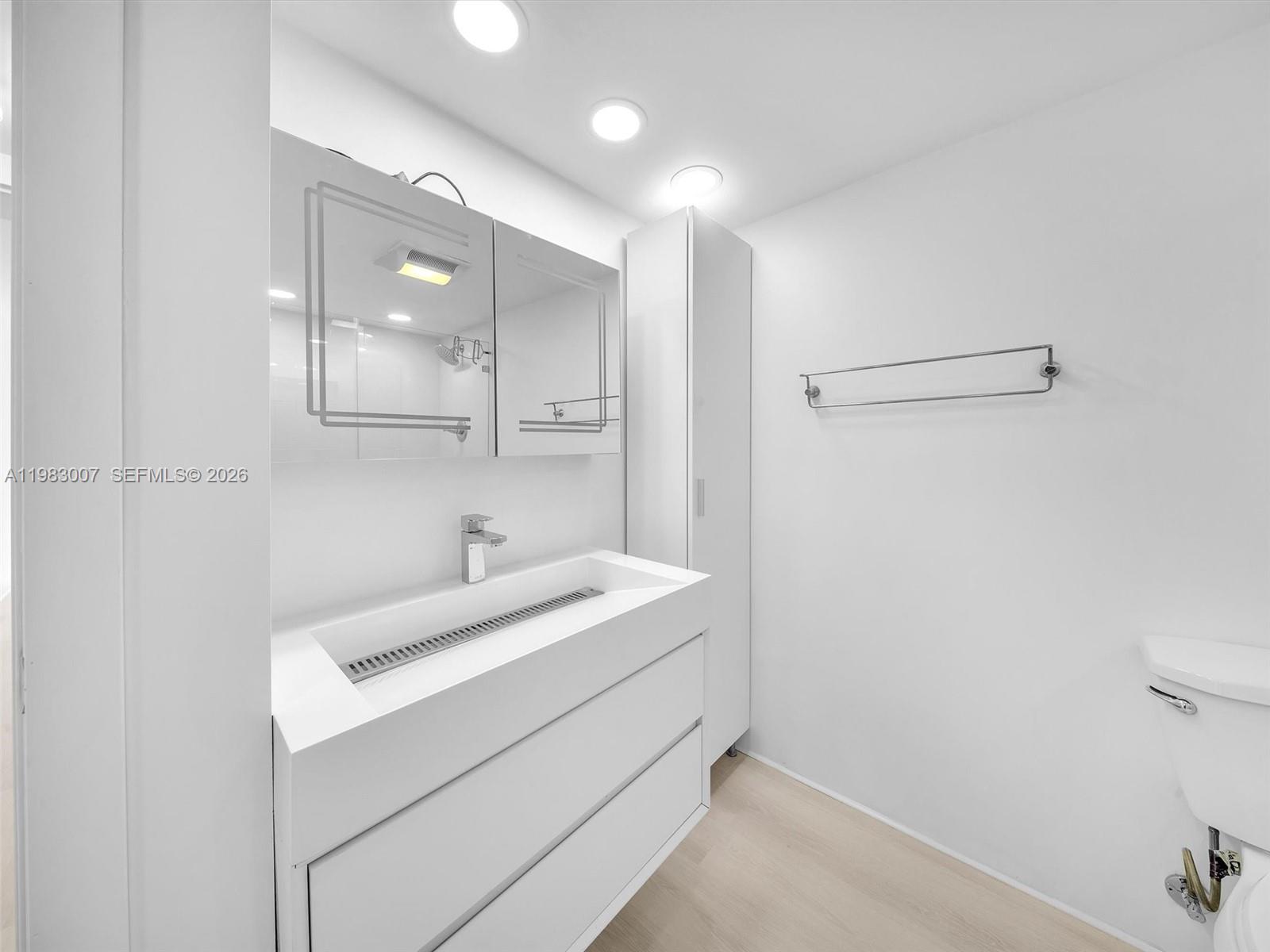 301 174th Street 1818 Property Photo 14