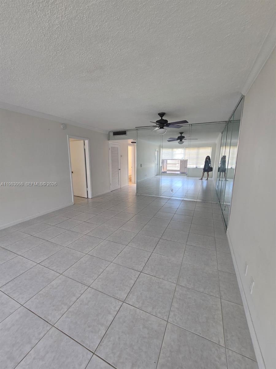 851 Ne 14th Avenue 414 Property Photo 12