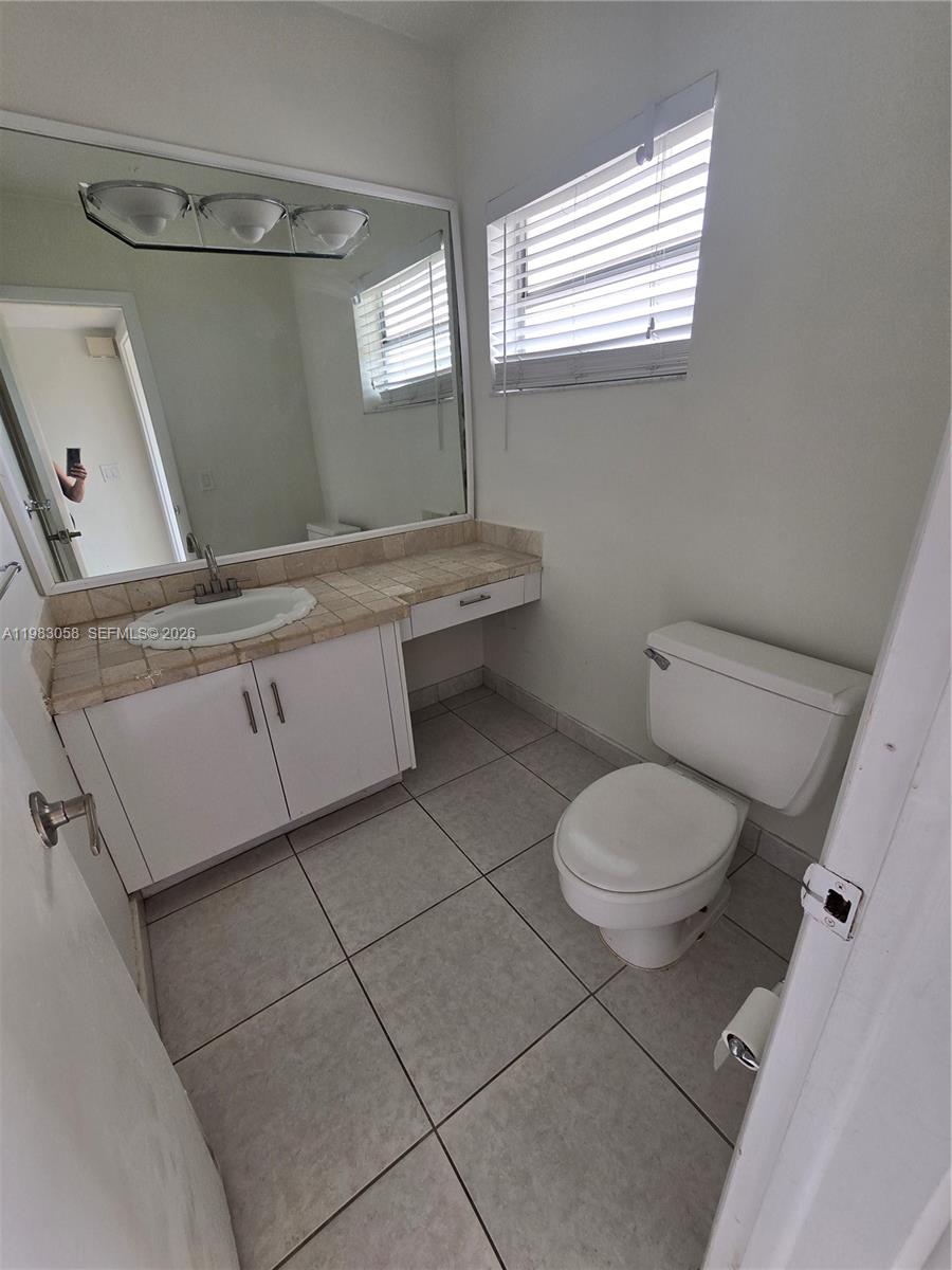 851 Ne 14th Avenue 414 Property Photo 18