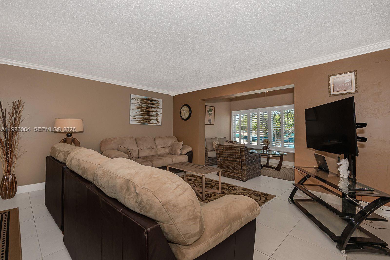 4270 Nw 40th Street 201 Property Photo 9