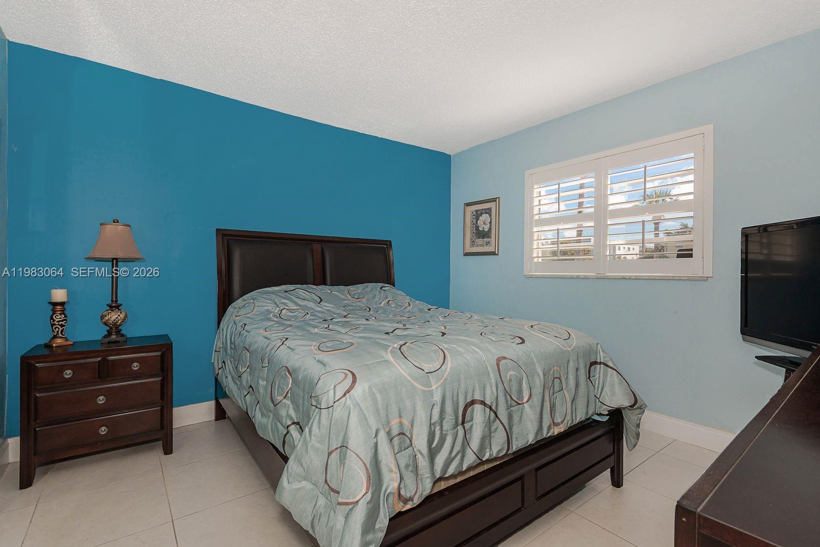 4270 Nw 40th Street 201 Property Photo 15