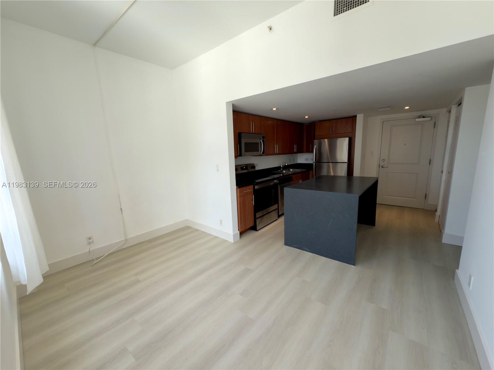111 E Flagler Street 805 Property Photo 5