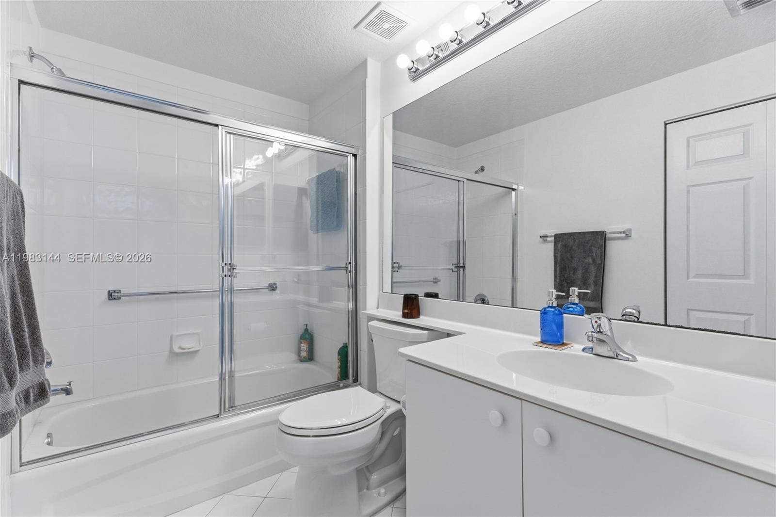 7765 Yardley Drive 313 Property Photo 16