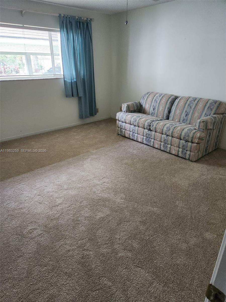 7556 Stirling Road 123 Property Photo 16