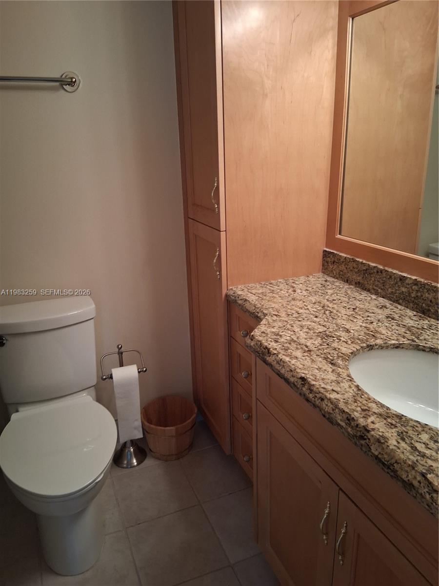 7556 Stirling Road 123 Property Photo 18