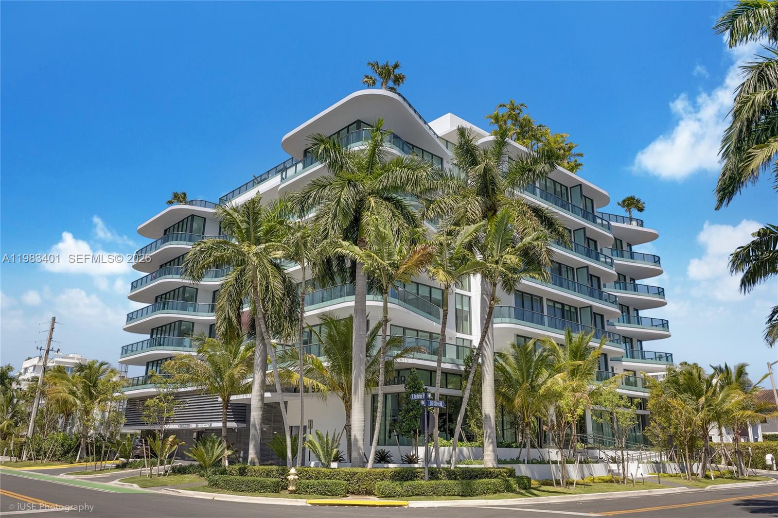 9901 W Bay Harbor Drive 506