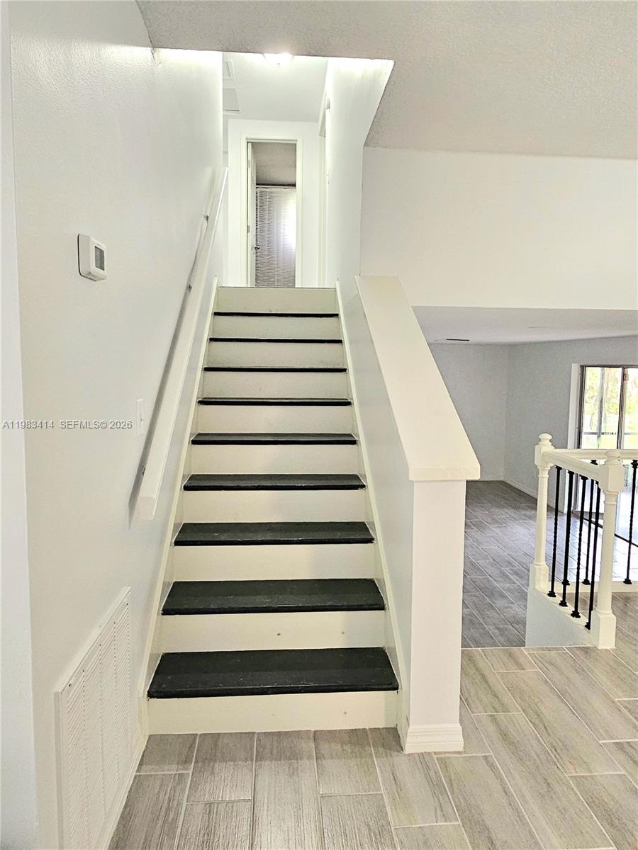 3610 Greenstone Place Property Photo 4