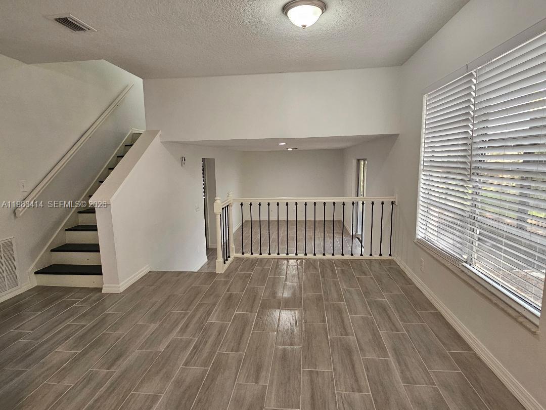 3610 Greenstone Place Property Photo 5