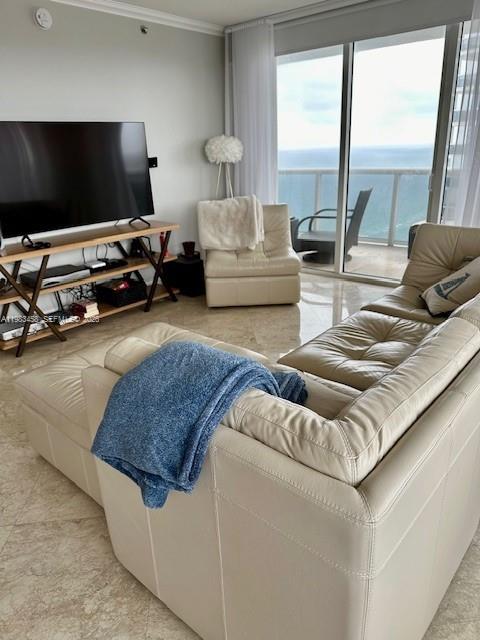 1830 S Ocean Drive 4006 Property Photo 2