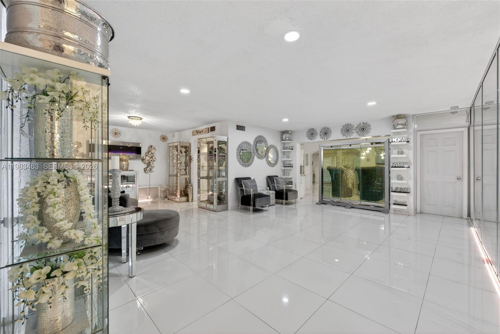 7777 Fairway Boulevard Property Photo 3