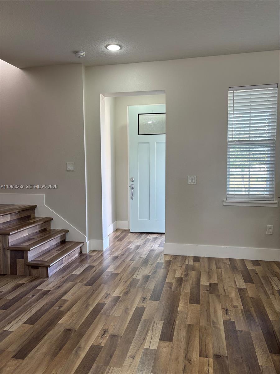 1001 La Mirada Property Photo 17