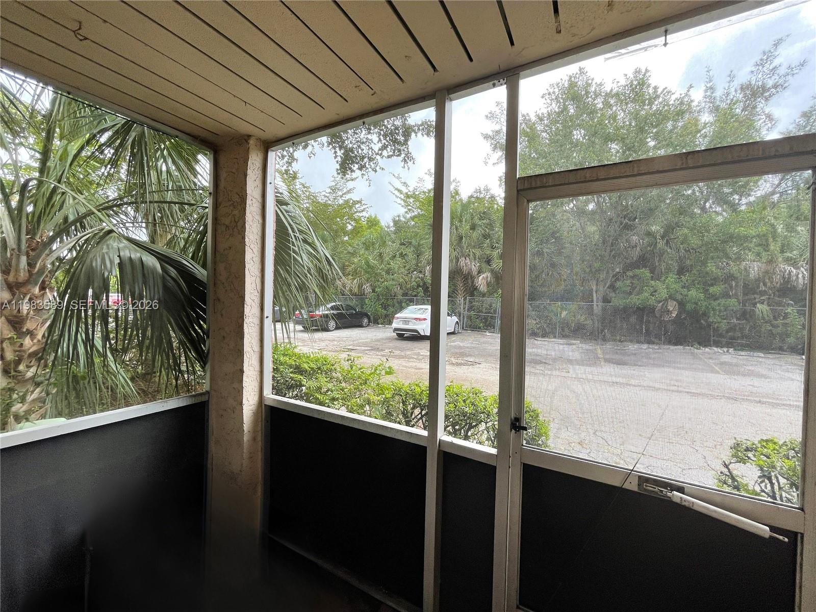 2800 Nw 56th Avenue E103 Property Photo 3