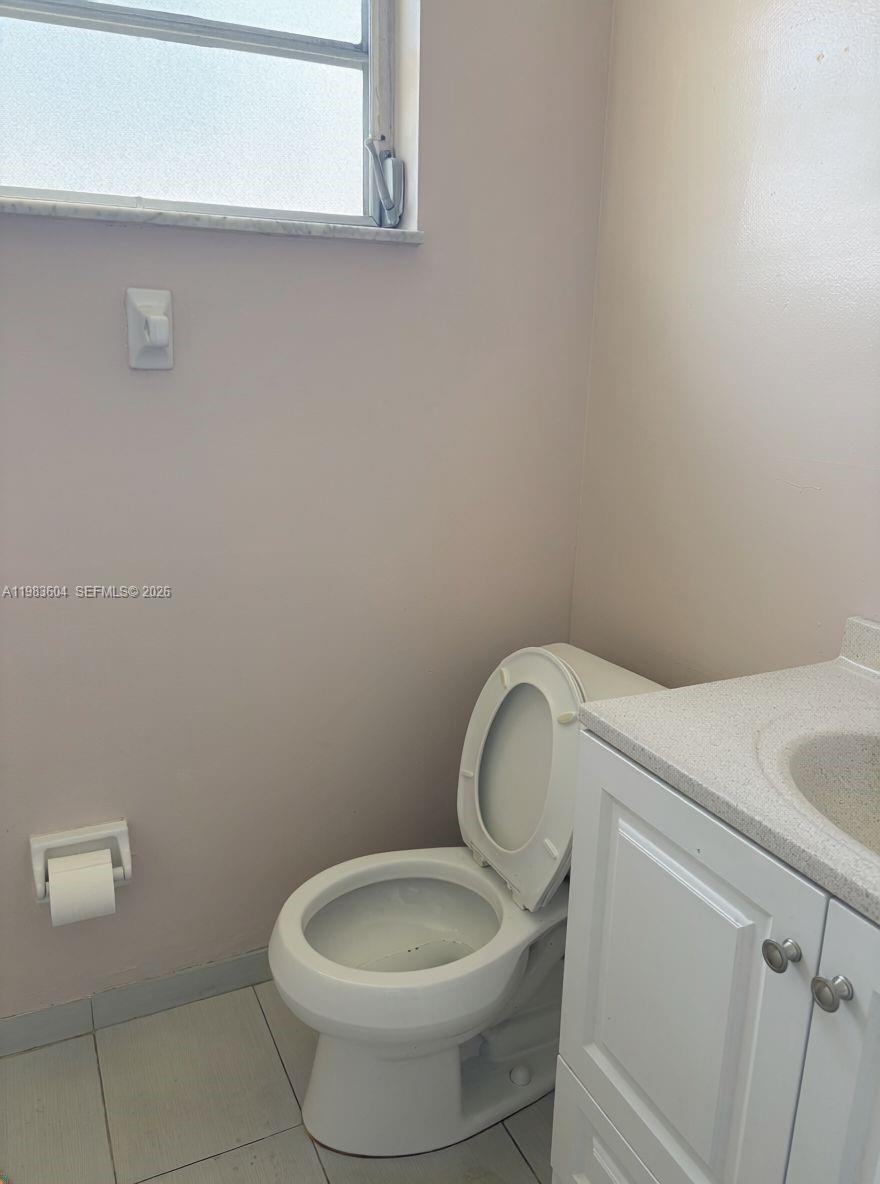 410 Se 2nd Street 102 Property Photo 8