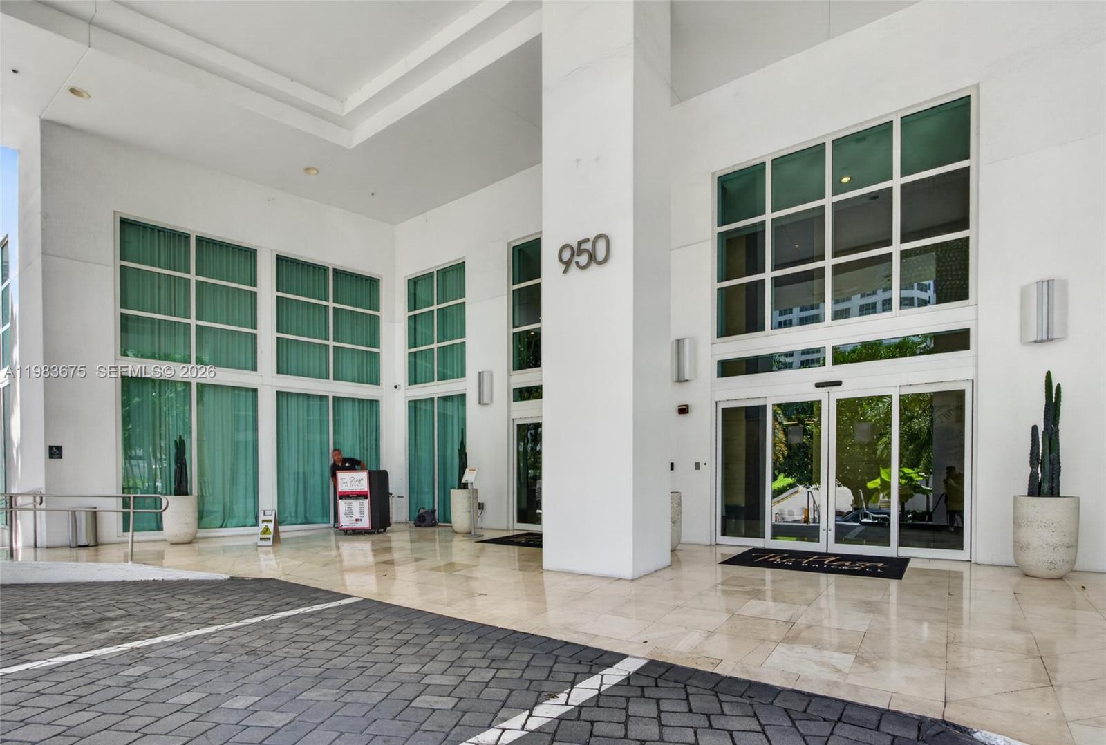 950 Brickell Bay Drive 4100 Property Photo 3