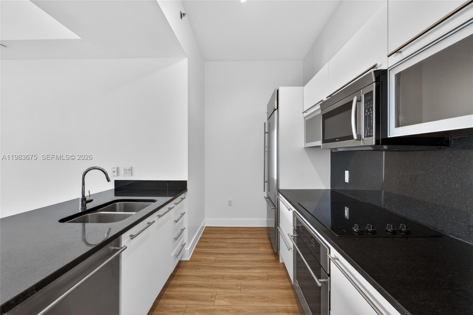 950 Brickell Bay Drive 4100 Property Photo 10