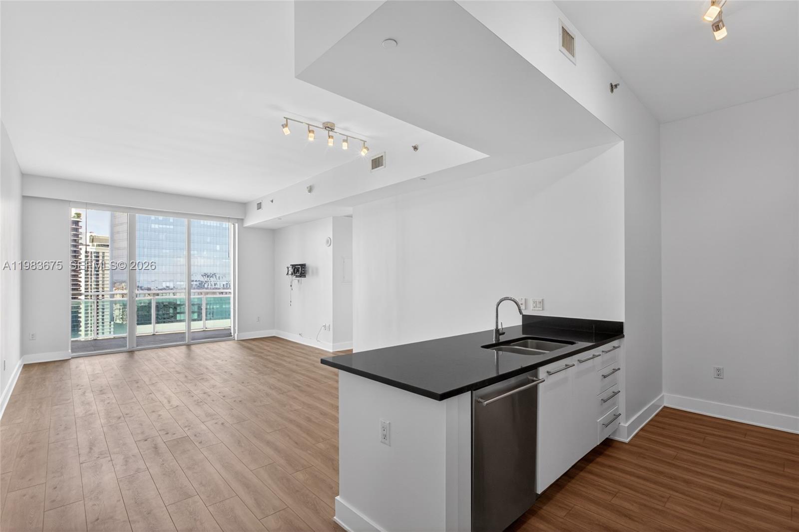 950 Brickell Bay Drive 4100 Property Photo 12