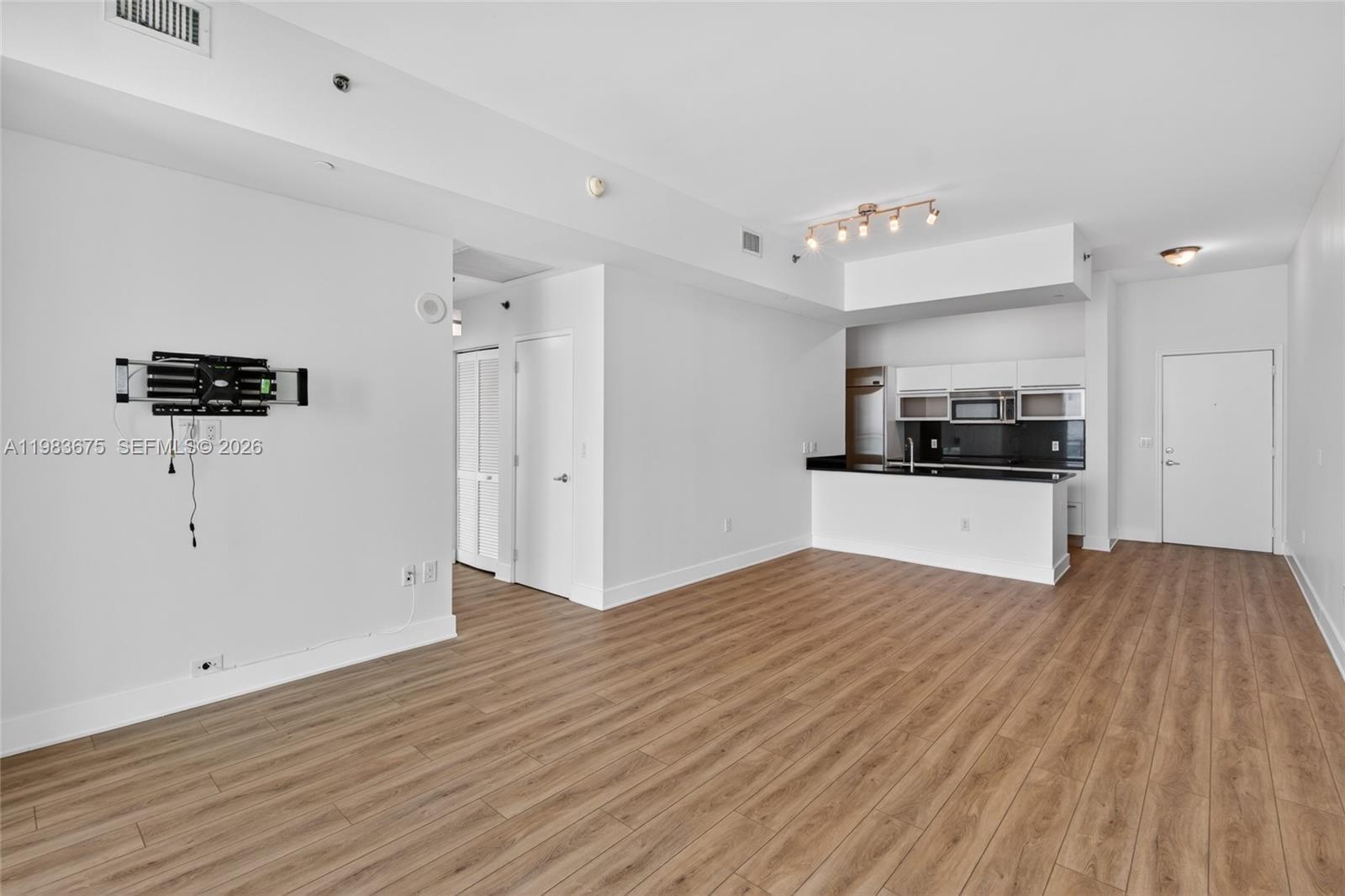 950 Brickell Bay Drive 4100 Property Photo 16