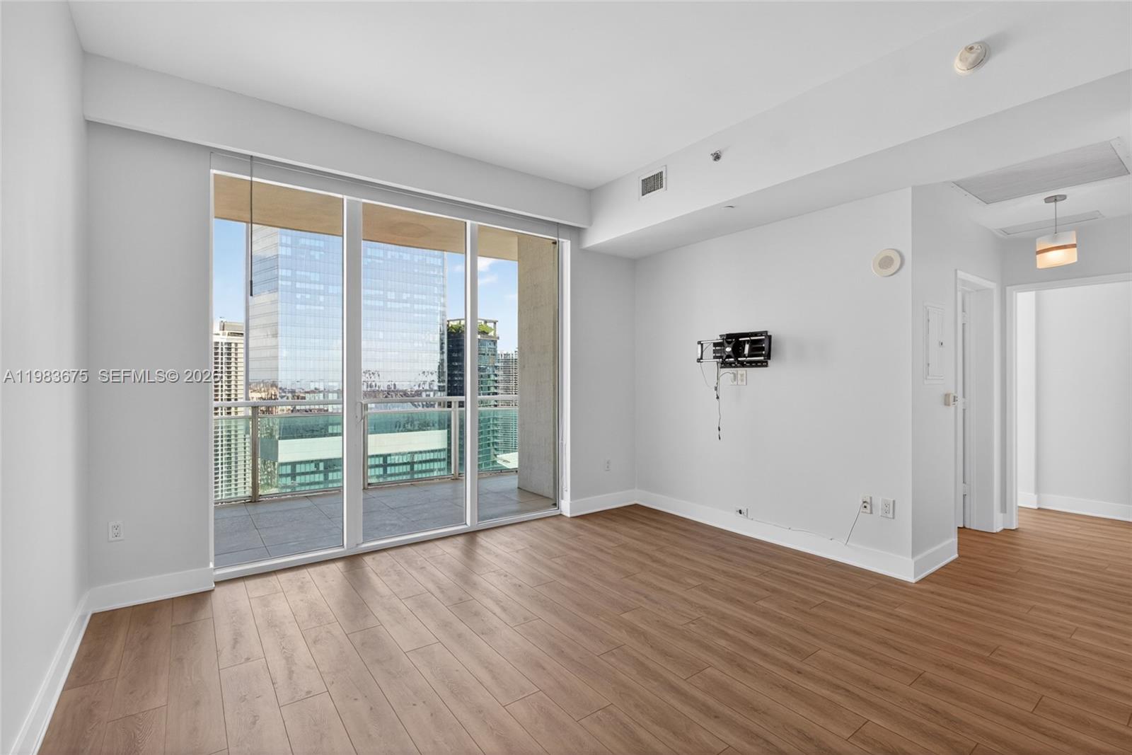 950 Brickell Bay Drive 4100 Property Photo 20