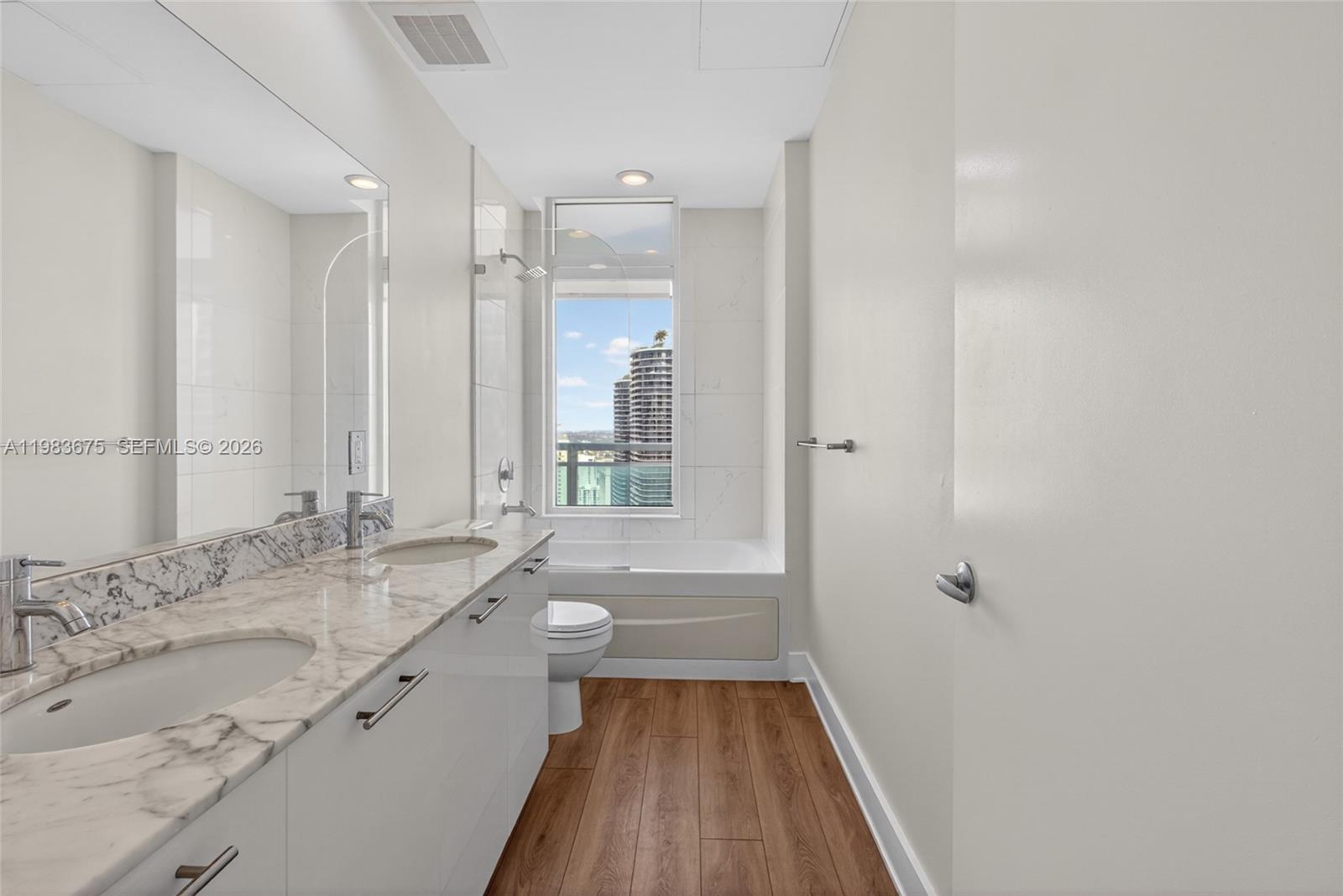 950 Brickell Bay Drive 4100 Property Photo 31