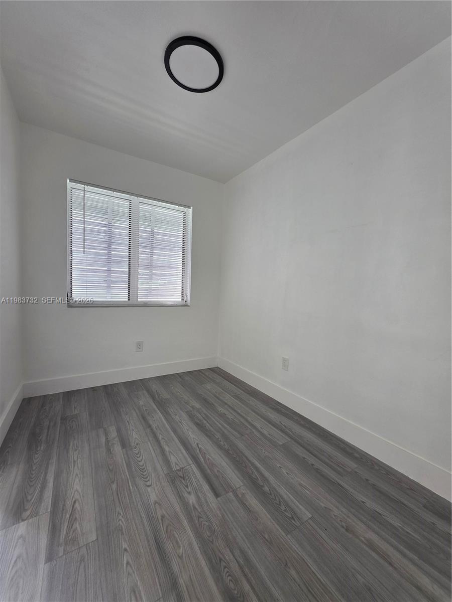 71 Esplanade Drive D Property Photo 7