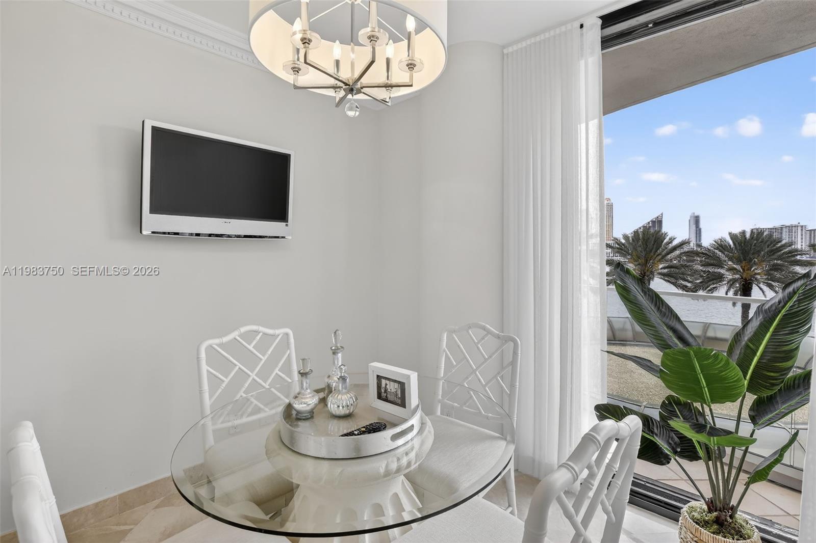 2800 Island Boulevard 301 Property Photo 14