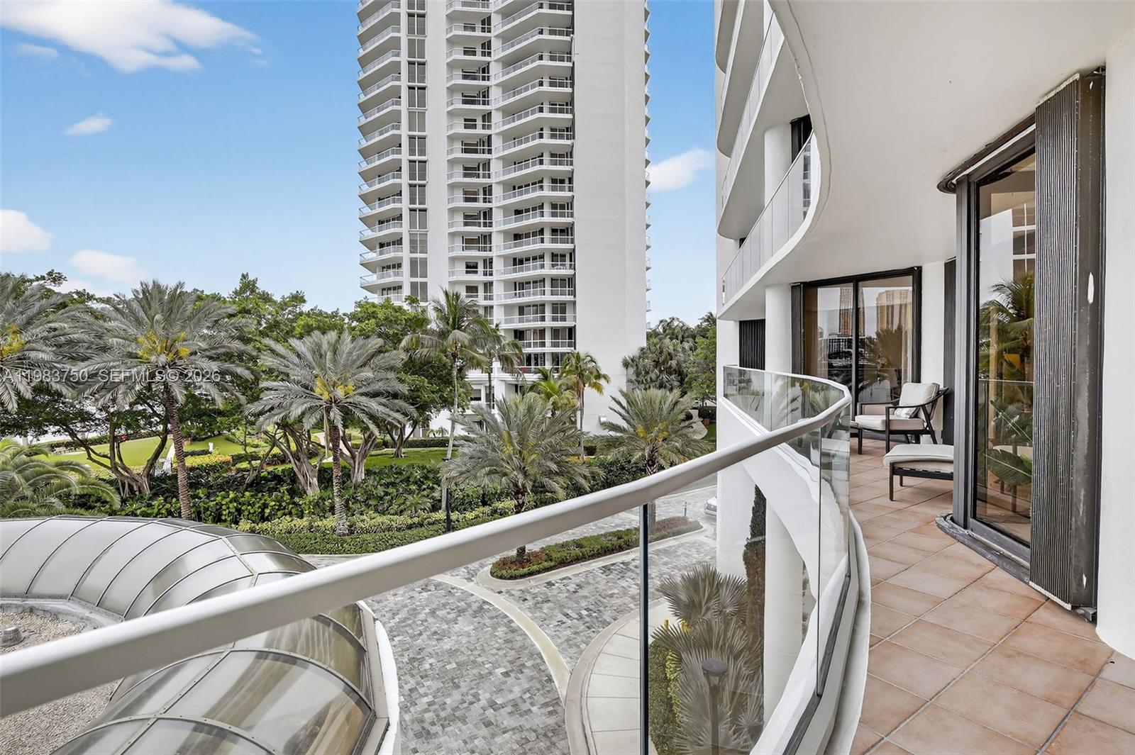2800 Island Boulevard 301 Property Photo 18