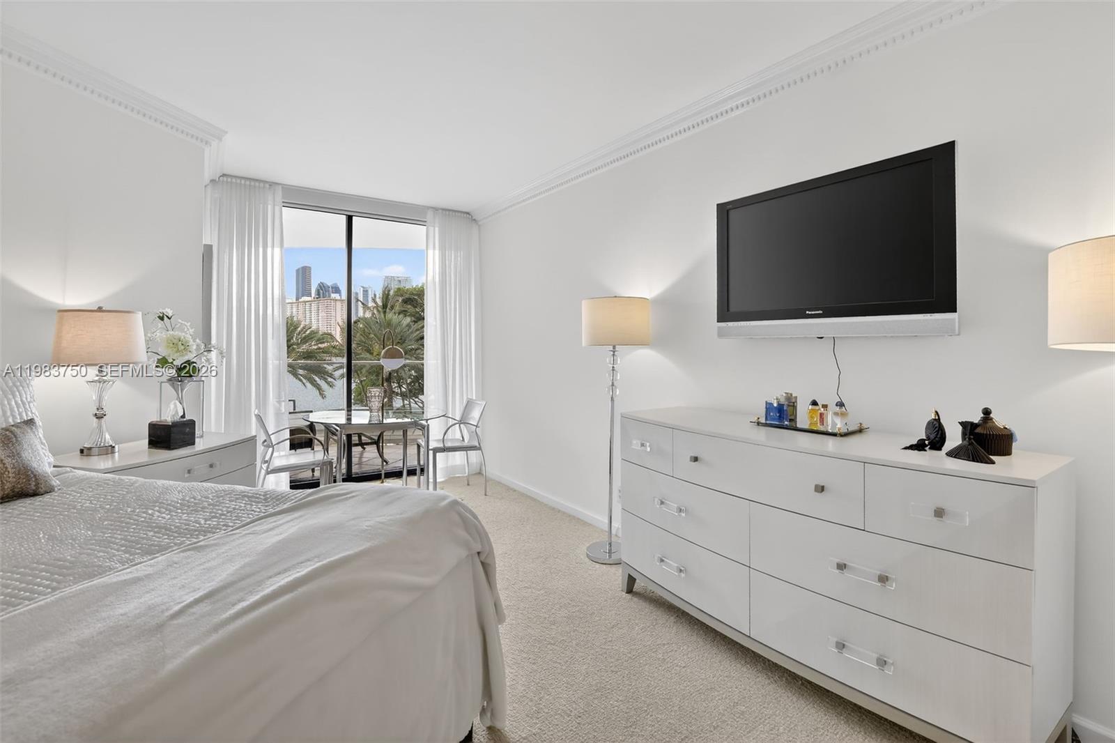 2800 Island Boulevard 301 Property Photo 21