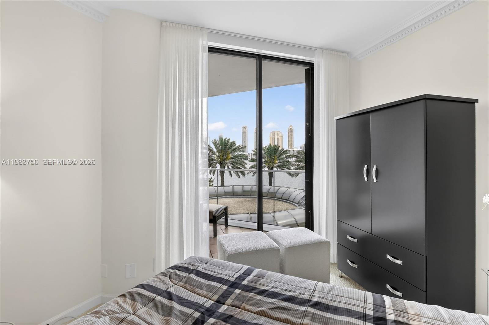 2800 Island Boulevard 301 Property Photo 34