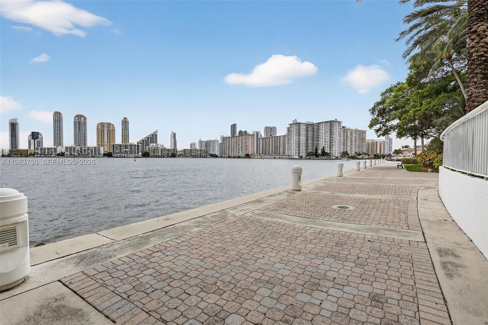 2800 Island Boulevard 301 Property Photo 38