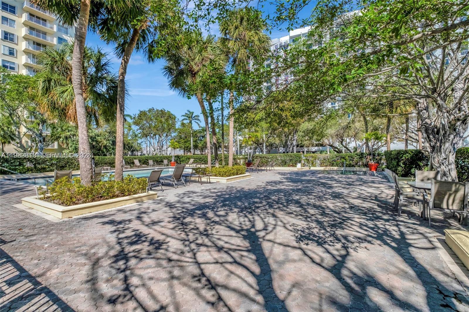 11111 Biscayne Boulevard 8f Property Photo 5