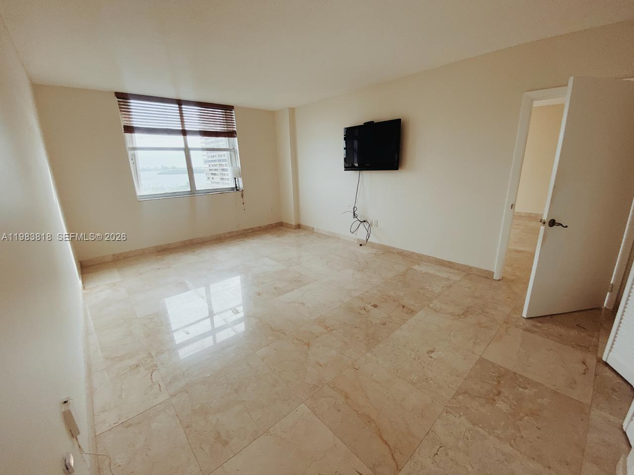11111 Biscayne Boulevard 8f Property Photo 12