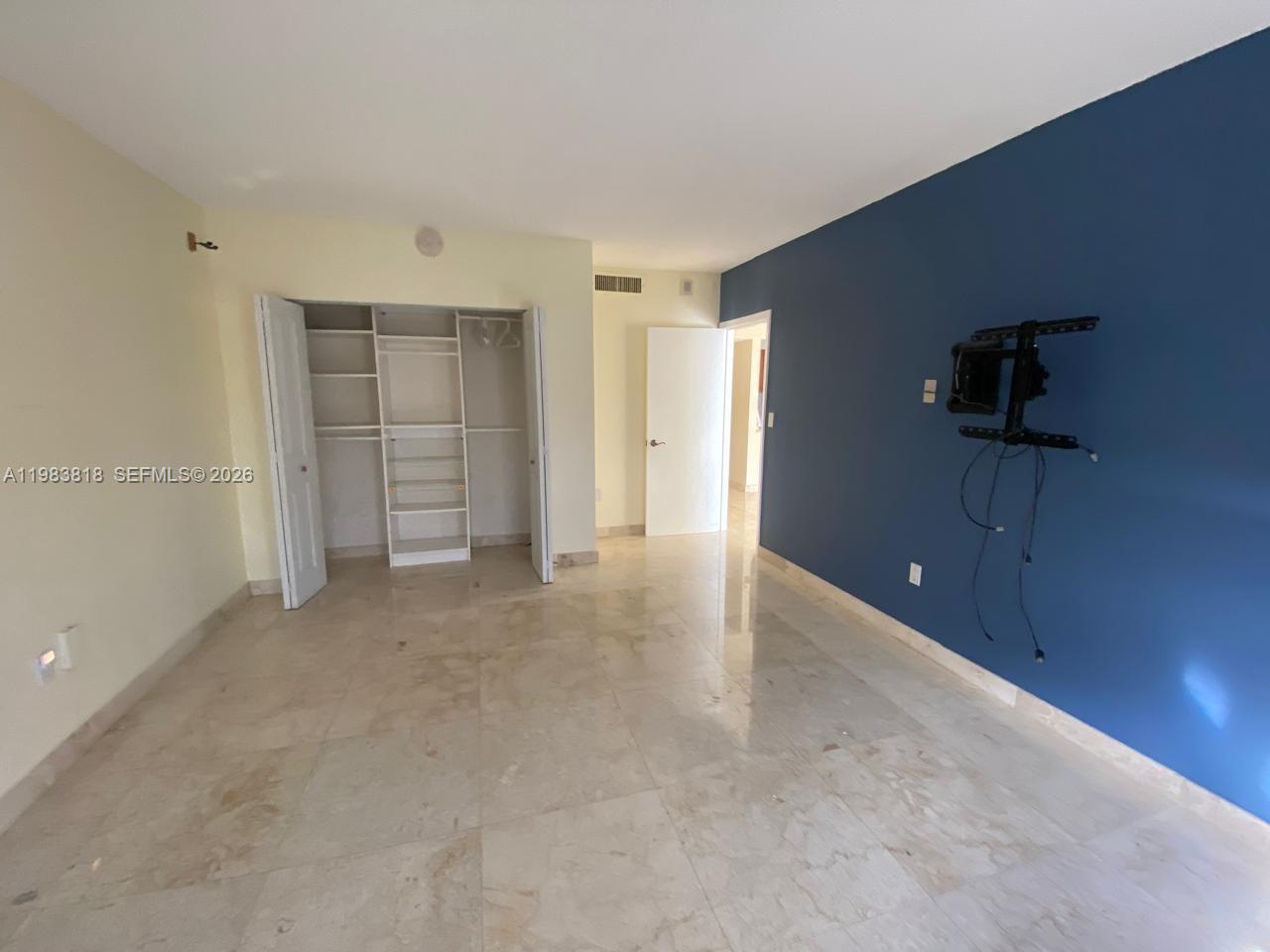 11111 Biscayne Boulevard 8f Property Photo 15