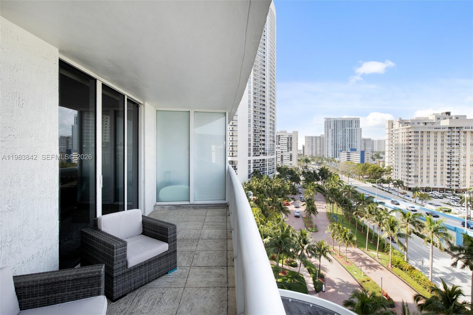 1800 S Ocean Drive 909 Property Photo 15