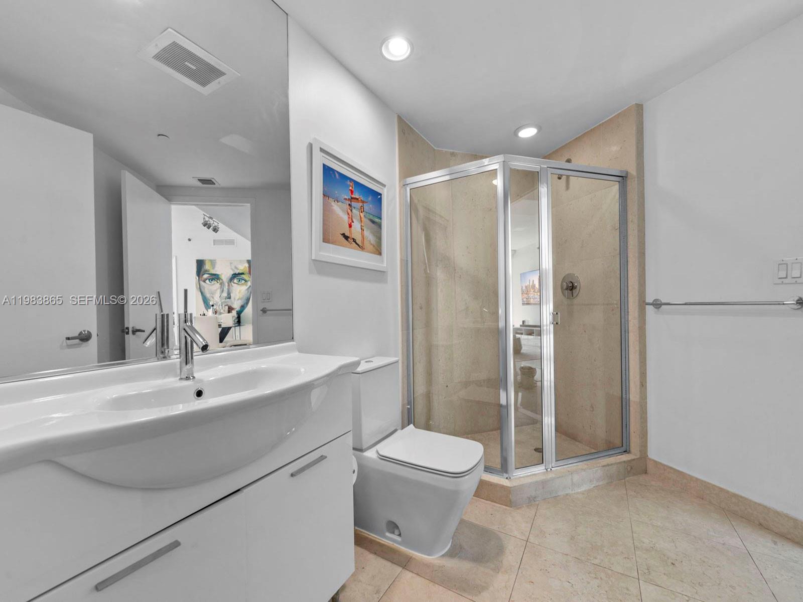 A11983865 Property Photo 18