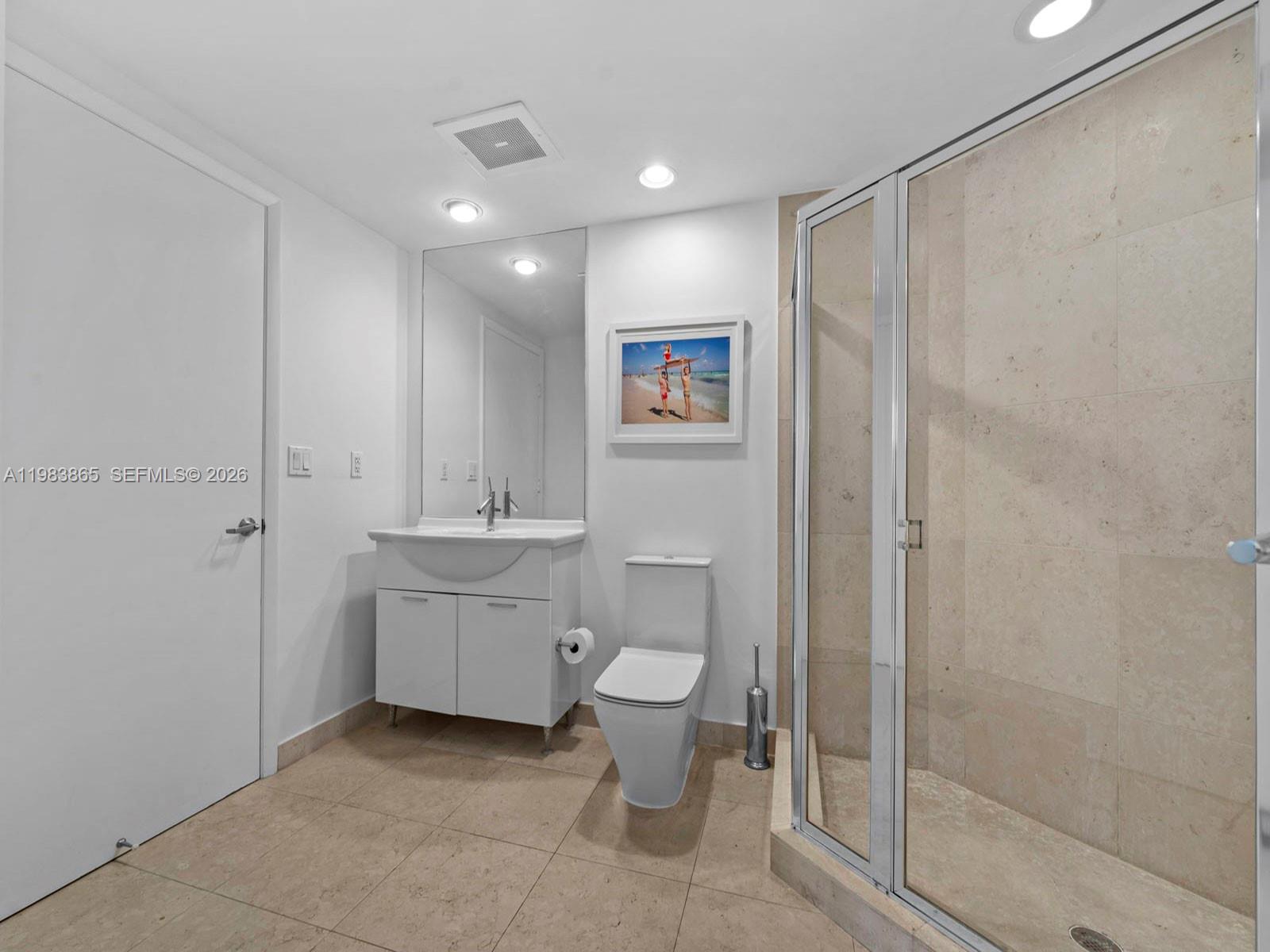 A11983865 Property Photo 19