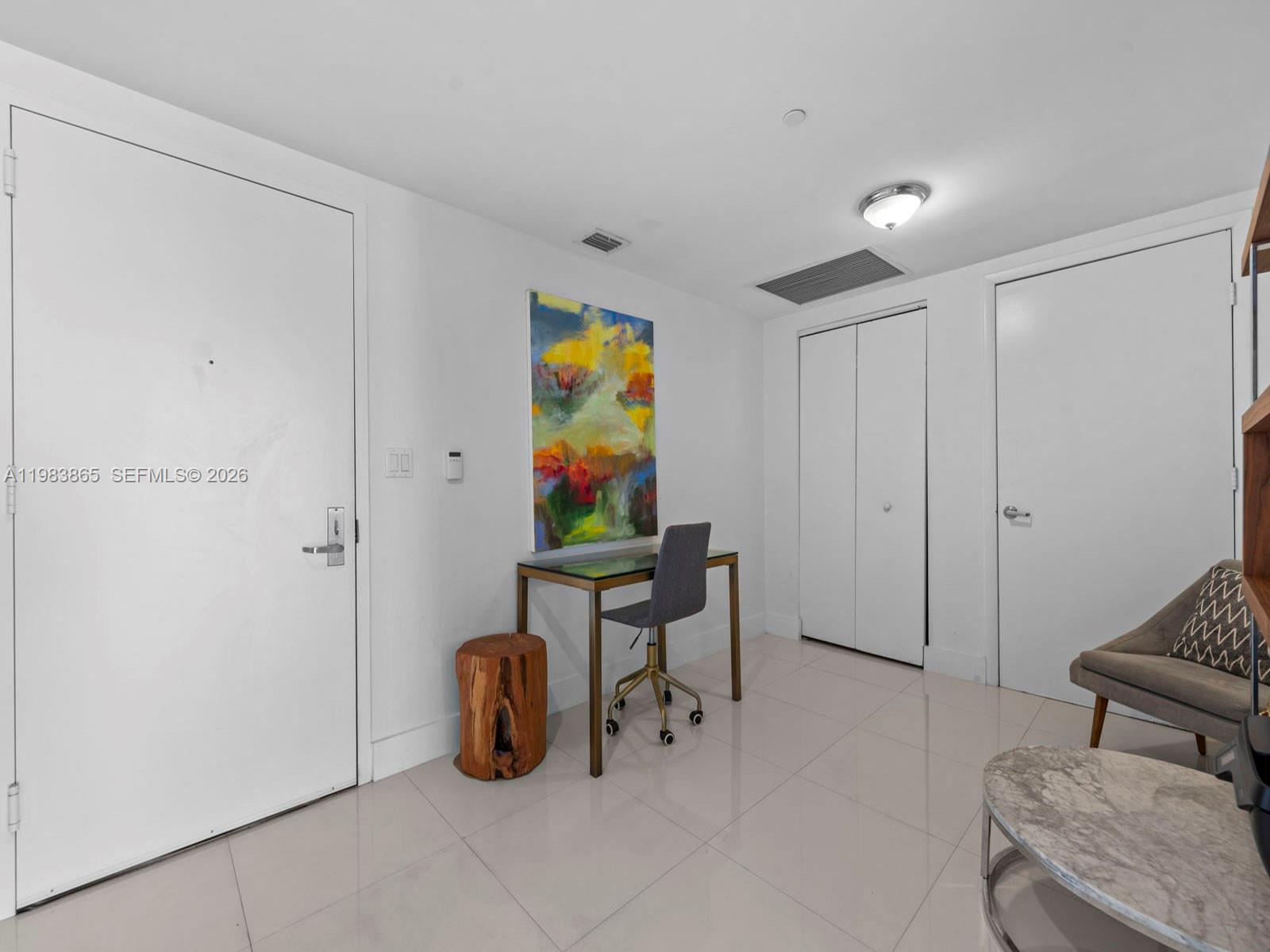 A11983865 Property Photo 21