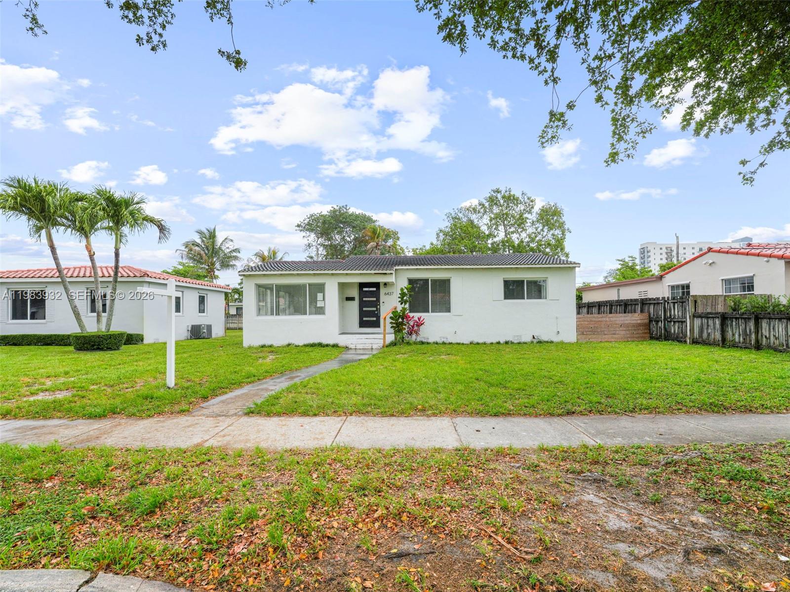 6437 Sw 10th Street Property Photo 2