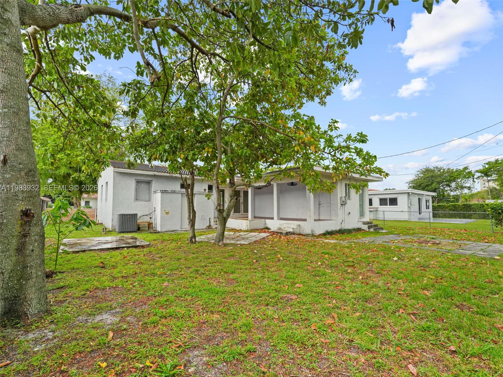 6437 Sw 10th Street Property Photo 30