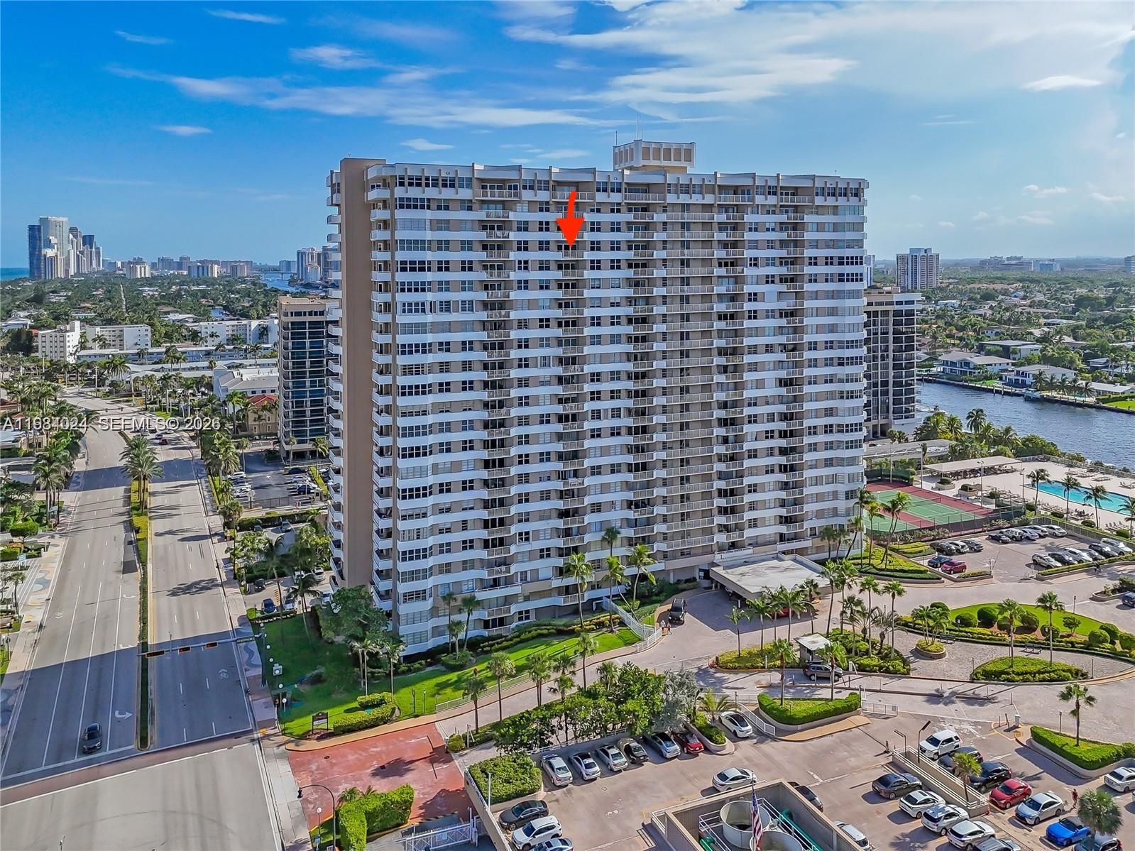 1985 S Ocean Drive 21K Property Photo 1