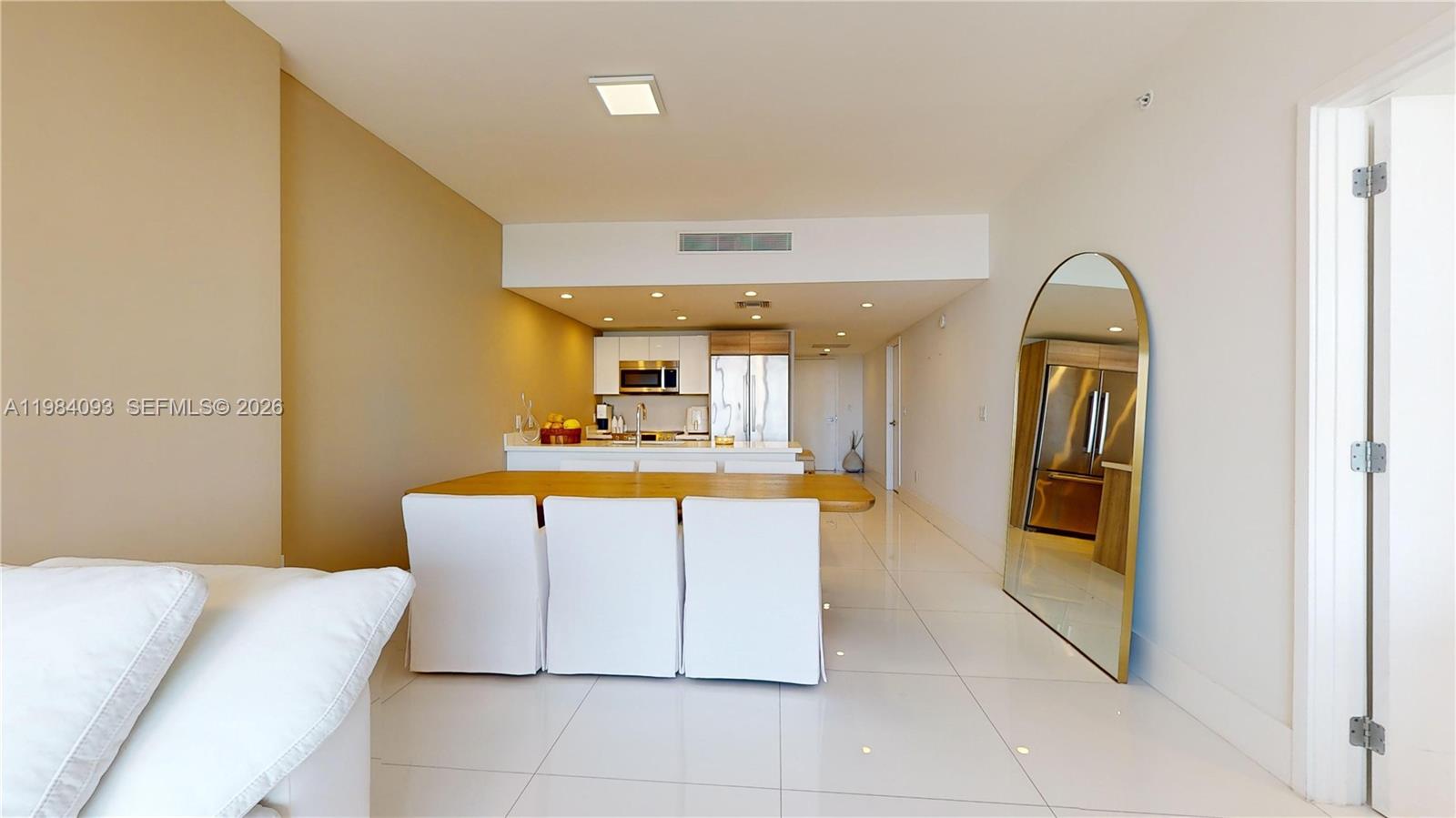 9940 W Bay Harbor Drive 5e-n Property Photo 15