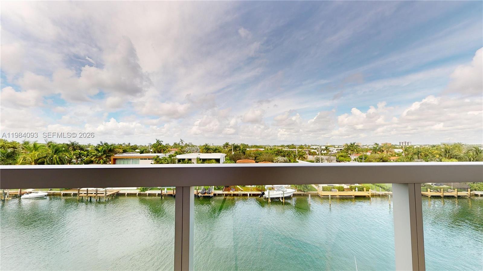 9940 W Bay Harbor Drive 5e-n Property Photo 32