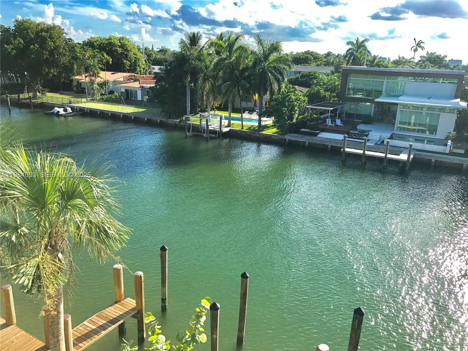 9940 W Bay Harbor Drive 5e-n Property Photo 45