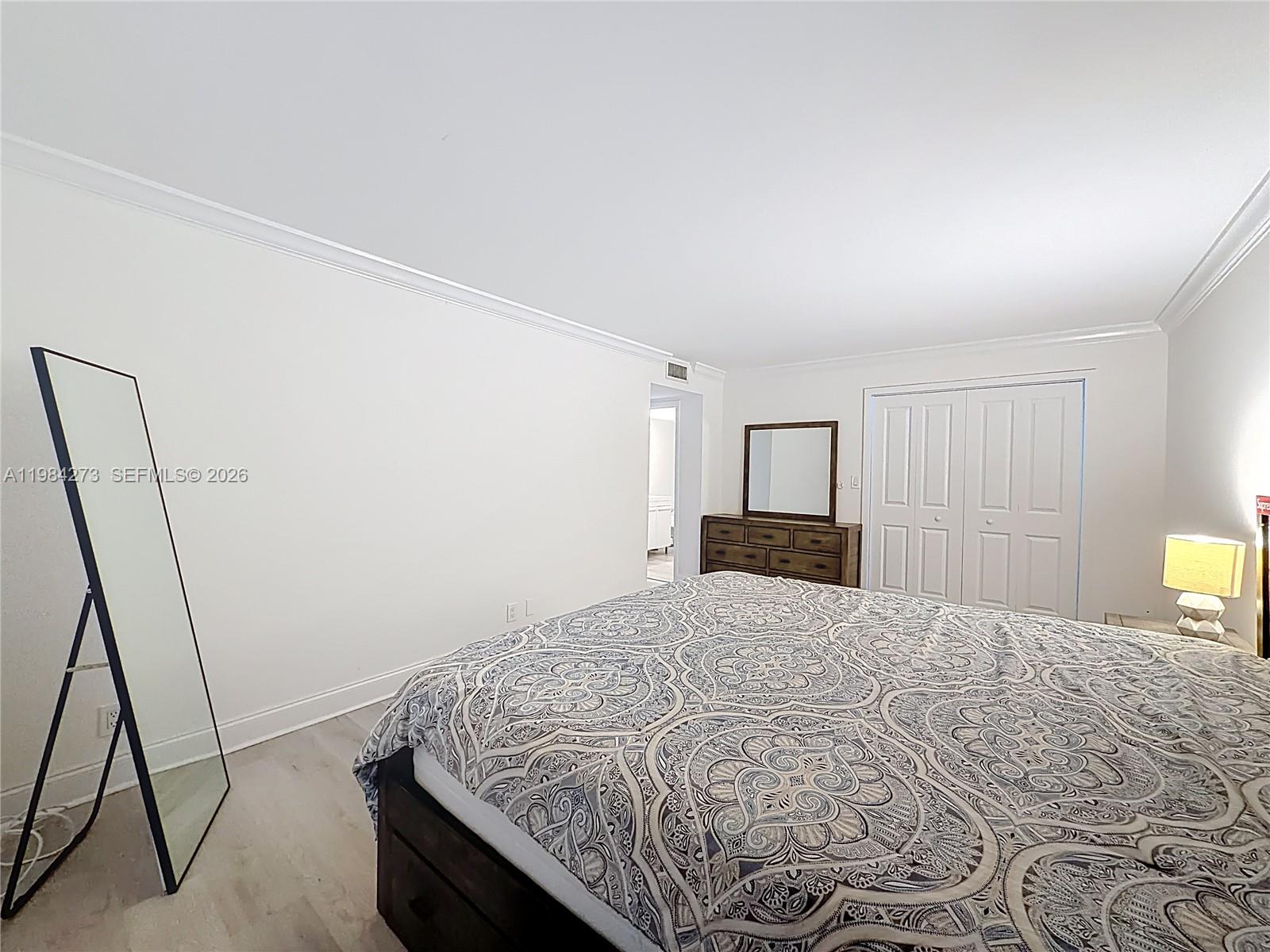 1000 Parkview Drive 121 Property Photo 34